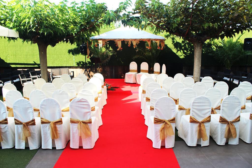 מלון La Almunia de Doña Godina El Patio מראה חיצוני תמונה